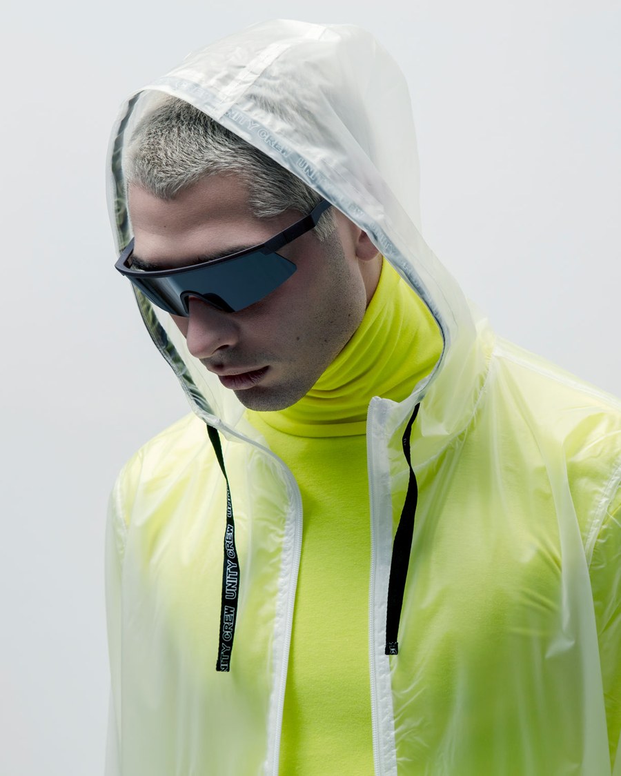 VIU Performance Sport — The Track shield, worn